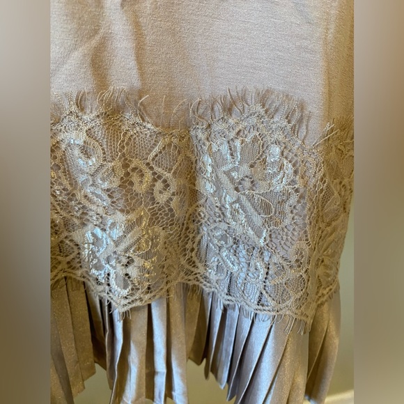 DG2 by Diane Gilman Blouse Tunic Size XS - Picture 4 of 9